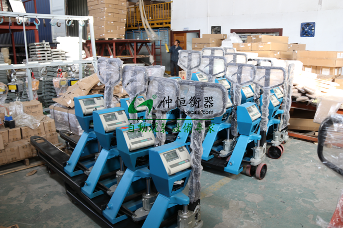 臺(tái)灣客戶采購(gòu)稱重設(shè)備產(chǎn)品裝箱出貨！3