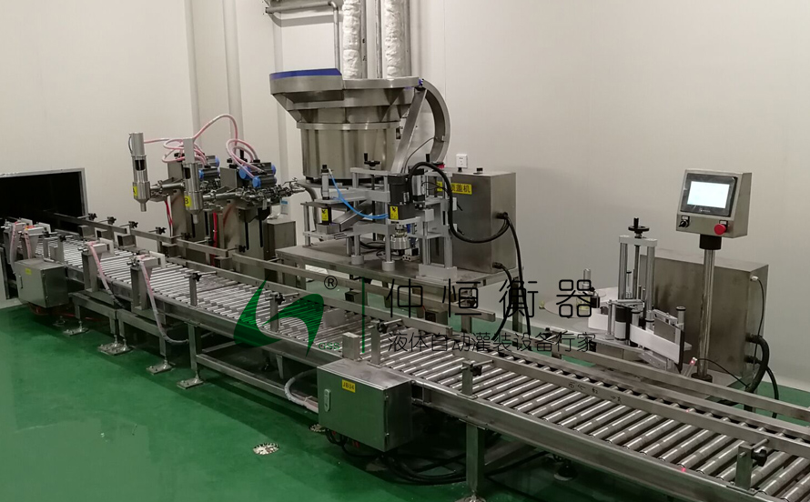 GAF-30SA液體自動(dòng)灌裝線